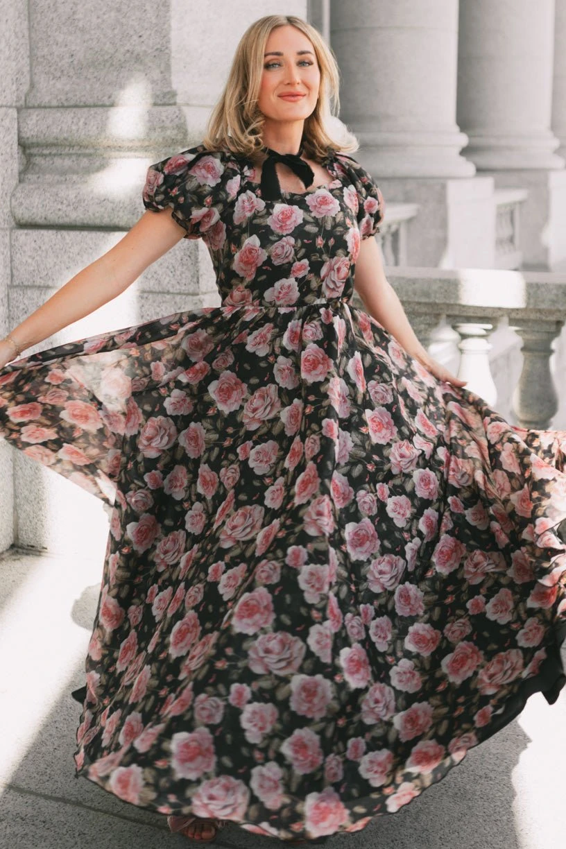 Melody Dress in Midnight Rose Melody Dress In Midnight Rose -Ivy City Co 0H8A9235 3 519279