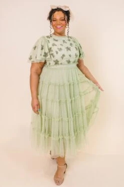 Anastasia Dress In Sage 4 Anastasia Dress In Sage -Ivy City Co AnastasiaSage Studio SS23 05 753371