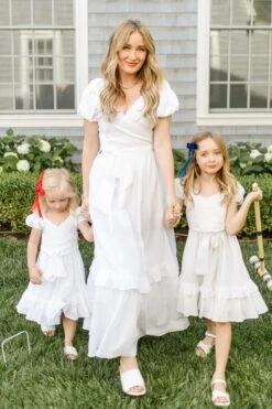 Antoinette Dress In White -Ivy City Co AntoinetteWhite Holladay S23 55 464889