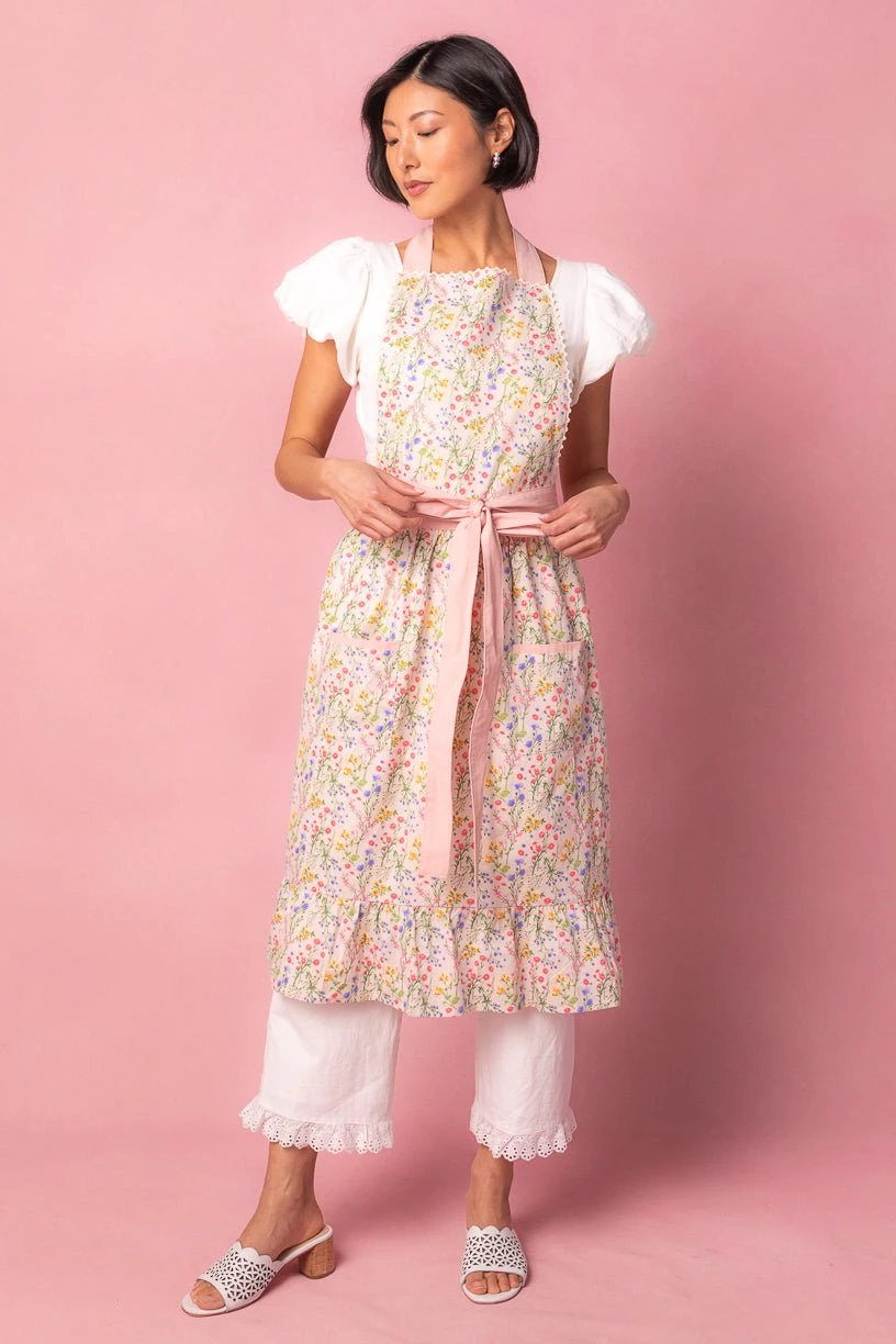 Ivy Apron in Floral Cotton Ivy Apron In Floral Cotton -Ivy City Co Aprons Studio Easter24 03 399090