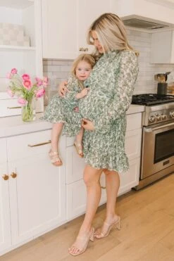 Brynley Dress In Green - FINAL SALE -Ivy City Co BrynleyGreen MothersDay SS23 05 282125