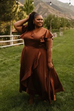 Callie Dress In Brown -Ivy City Co CallieBrown ConradRanch F23 05 400243