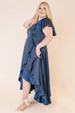 Callie Dress In Navy -Ivy City Co CallieNavy Studio F23 2 726484