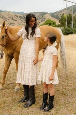 Mini Delia Dress In Ditsy Floral -Ivy City Co DeliaDitsyFloral QuietMeadows F23 06 892938