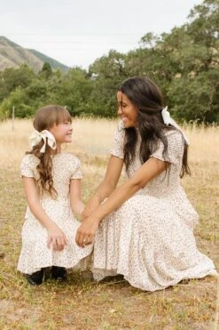 Mini Delia Dress In Ditsy Floral -Ivy City Co DeliaDitsyFloral QuietMeadows F23 14 828149