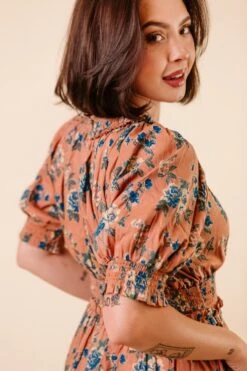 Elena Top In Brown Floral - FINAL SALE -Ivy City Co ElenaTop Studio F23 3 229180