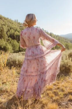 Geneva Dress In Mauve Floral -Ivy City Co Geneva Mauve 40 855375