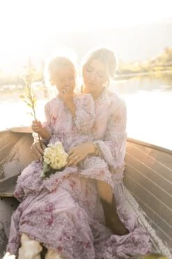 Geneva Dress In Mauve Floral -Ivy City Co Geneva Mauve 46 632792