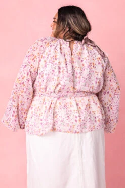 Imogen Top In Blush -Ivy City Co ImogenTopBlush Studio Spring3 5