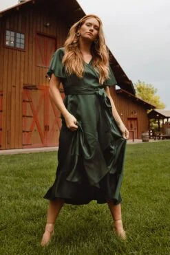 Maggie Dress In Emerald -Ivy City Co MaggieEmerald QuietMeadows F23 7 689601