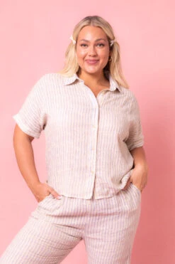 Newport Blouse -Ivy City Co NewportTop Studio Spring3 7