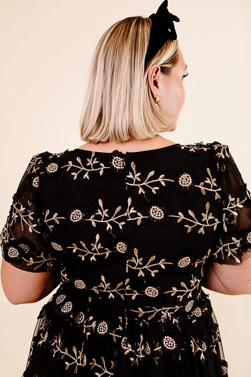 Athena Dress in Black - FINAL SALE Athena Dress In Black - FINAL SALE -Ivy City Co Noir Collection 112 608757