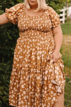Sienna Dress In Brown Floral -Ivy City Co SiennaBrownFloralDress ConradRanch F23 24 922553