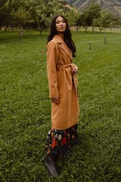 Sloane Coat In Camel - FINAL SALE -Ivy City Co SloaneCamel QuietMeadows F23 16 255203