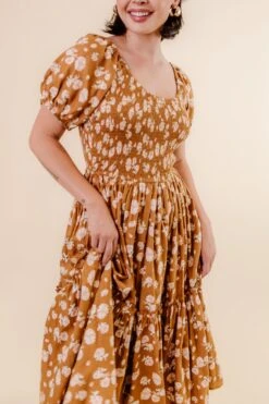 Sienna Dress In Brown Floral -Ivy City Co Studio F23 32 623560
