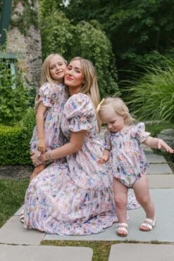 Cordelia Floral Dress -Ivy City Co WEBAdultCordelia 10 180302 be9d6242 27a4 4617 a283 2749c2f77cf0 510123