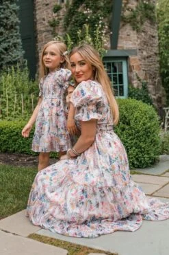 Mini Cordelia Floral Dress -Ivy City Co WEBMiniCordelia 8 ab669dfc aac7 4ccb 99cf 5f207fca7e54 840351