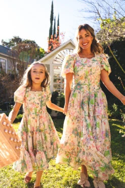 Zoey Top -Ivy City Co Zoey Studio Spring3 6 47fc5864 c6e1 4d54 ab4d a52142799047