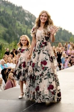 Mini Amora Dress - FINAL SALE -Ivy City Co amora 01 ea770205 d9ee 49da b134 1b3ade54d30a 140974