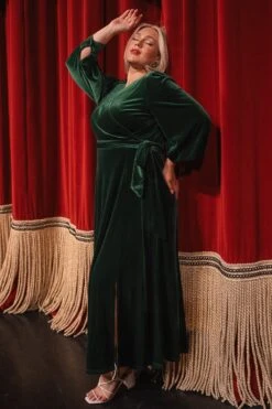 Andie Dress In Emerald Velvet - FINAL SALE -Ivy City Co andieemerald 4 302987
