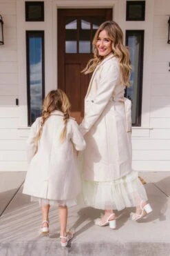 Sloane Coat In Cream - FINAL SALE -Ivy City Co annalise 23 421714