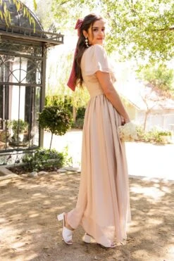 Abbie Dress In Champagne -Ivy City Co bridesmaids 176 648376