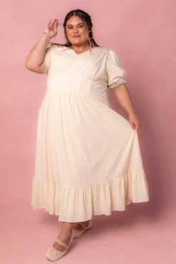 Brooke Dress In Ivory 6 Brooke Dress In Ivory -Ivy City Co brooke ivory 1 79fc58d6 68df 47cb ac47 db5d9888cdfc 901864