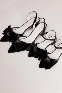 Eloise Black Bow Heel -Ivy City Co shoeblack 1f589049 6fa6 497d 9e42 319596edce96 932073