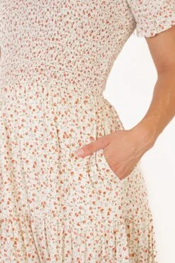 Delia Dress In Ditsy Floral -Ivy City Co studio f23 24 499609