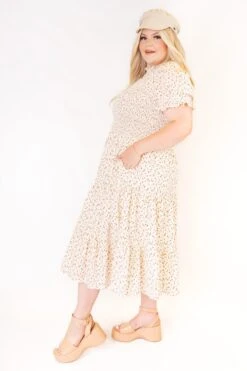 Delia Dress In Ditsy Floral -Ivy City Co studio f23 40 358033