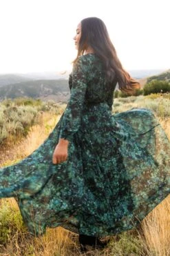 Laney Dress In Green Watercolor - FINAL SALE -Ivy City Co web FALL Lyla Laney 2010 182338