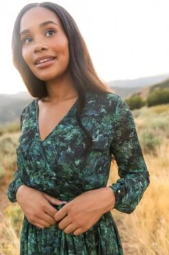 Laney Dress In Green Watercolor - FINAL SALE -Ivy City Co web FALL Lyla Laney 2034 689200