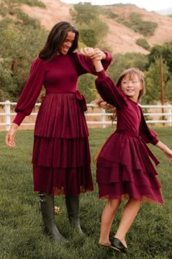 Cosette Midi Dress In Wine - FINAL SALE -Ivy City Co web cosettewine 1 345434